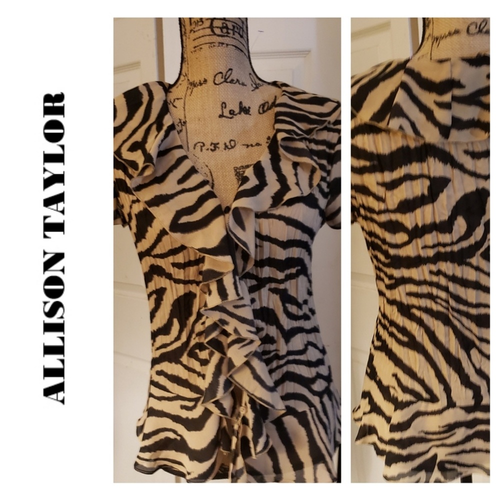 Allison Taylor, Zibra Disign Tan & Blk Top, M